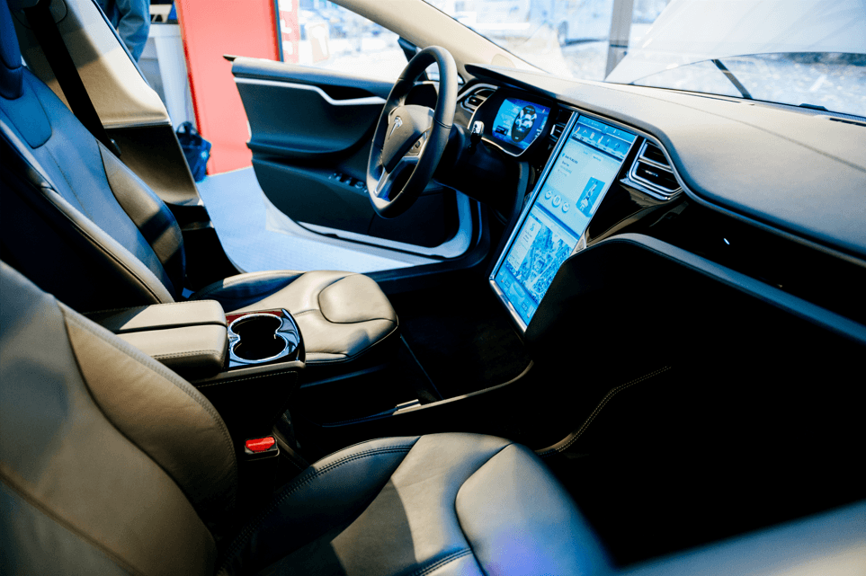 Sådan påvirker den nye finanslov elbilsejere – og hvad det betyder for din ladeboks